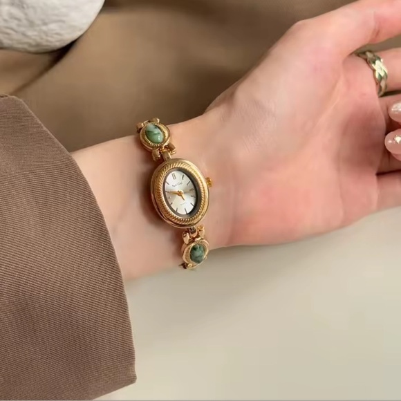 Vintage Blue Turquoise Oval Bracelet Watch main image 10